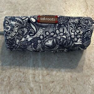 SAK ROOTS Pencil/Cord  Case